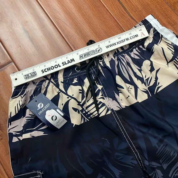 New! Set of 2 swim trunks waist approx 13.5” wide laying flat - Picture 6 of 12
